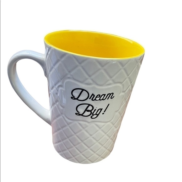 Dream Big Mug - Picture 1 of 5